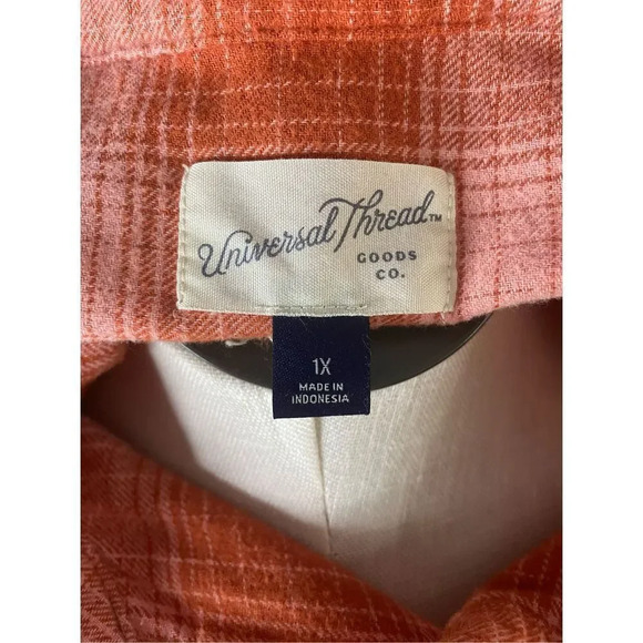Universal Thread Flannel Shirt Size XL   - Picture 4 of 5